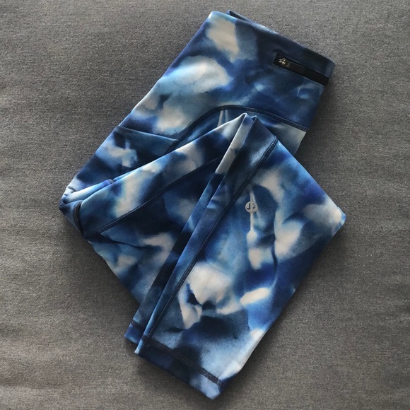 Lululemon Speed Up Tight 25” - Picture 6 of 10